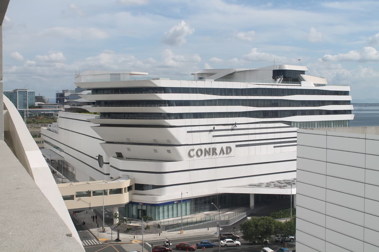 Conrad Manila